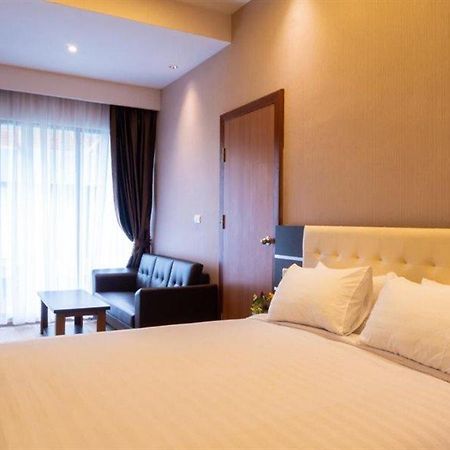 Cahaya Villa Hotel Garut Buitenkant foto